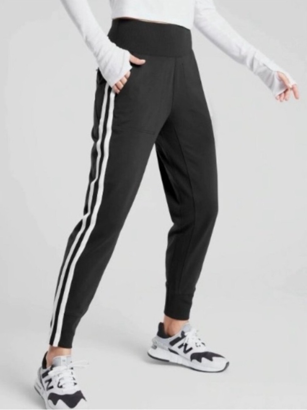 Athleta Venice Side Stripe Jogger Black Track Pants Athletic Sporty Women’s S